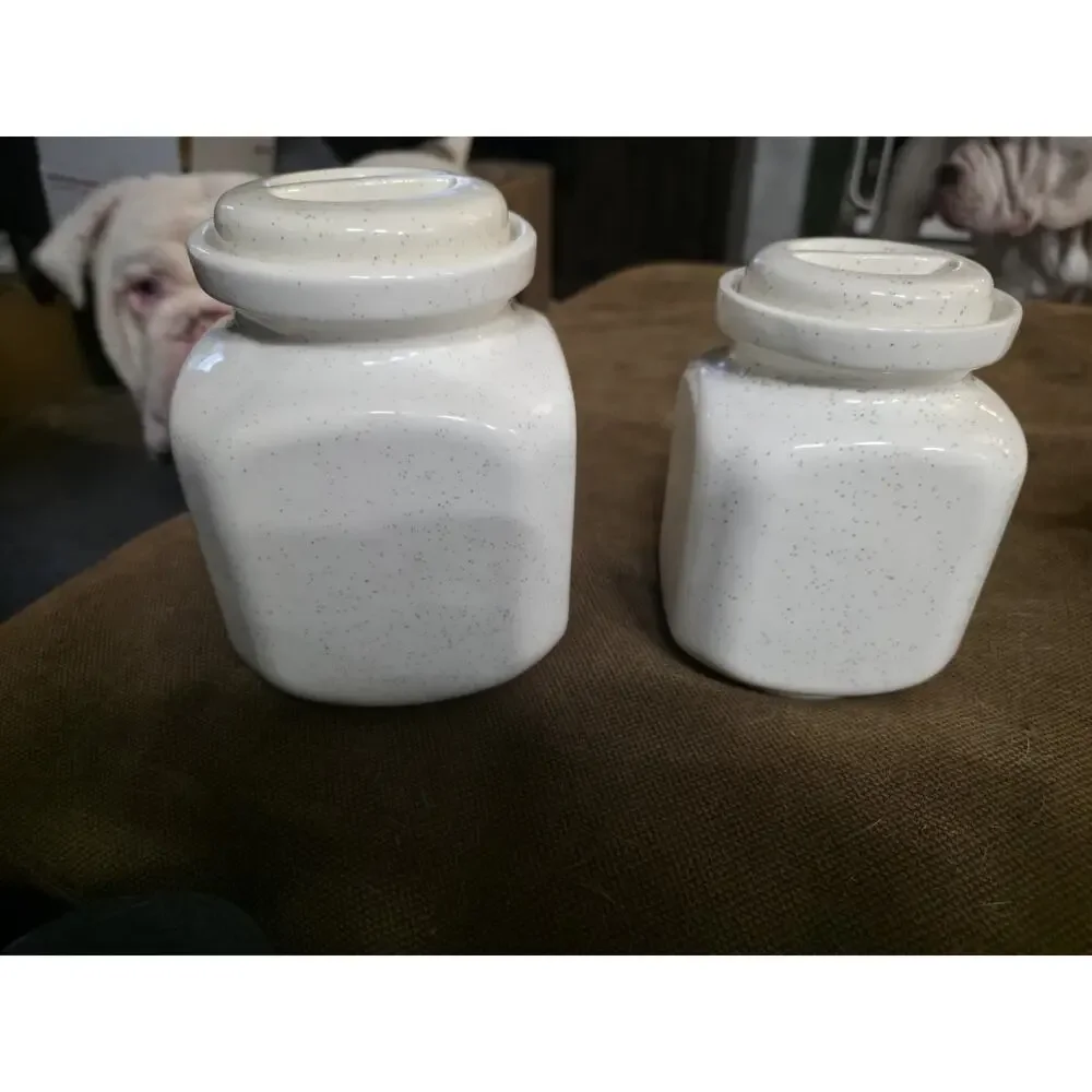 Beautiful VTG Pottery Craft USA Ceramic Wheat Design Canister Kitchen Stg